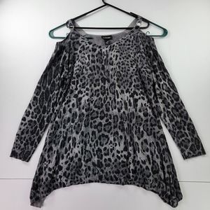 Lane Bryant Sweater Women 18/20 Metallic Gray Leopard Print Light Cold Shoulder
